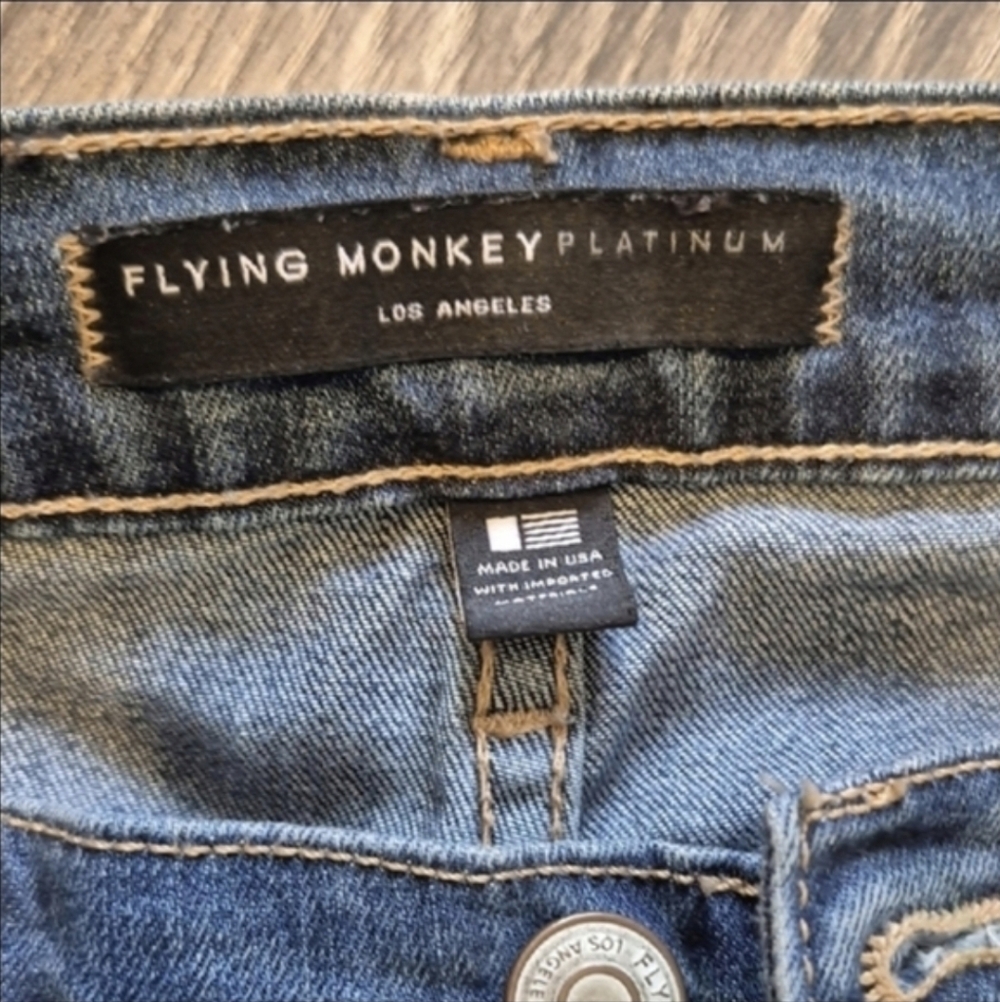 Flying Monkey Light Blue Distressed Cropped - Picture 2 of 10